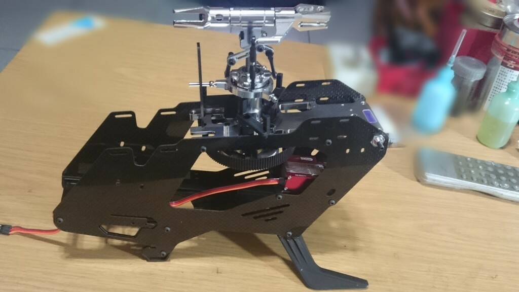 主旋翼與機身