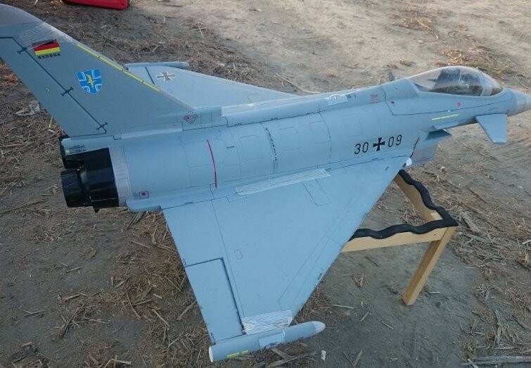 EF-2000-A3.jpg