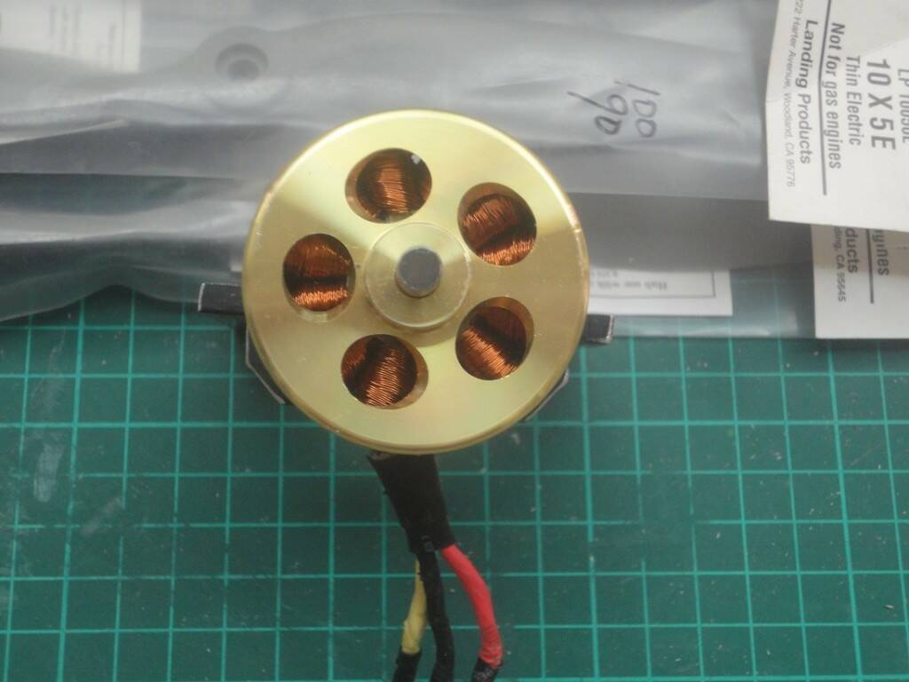 馬達正面線圈還很新