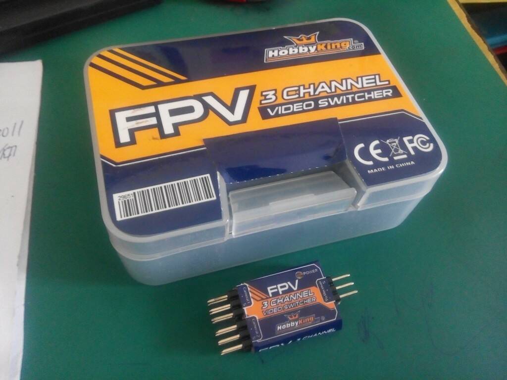 hobbyking 三路視頻切換器 350.jpg
