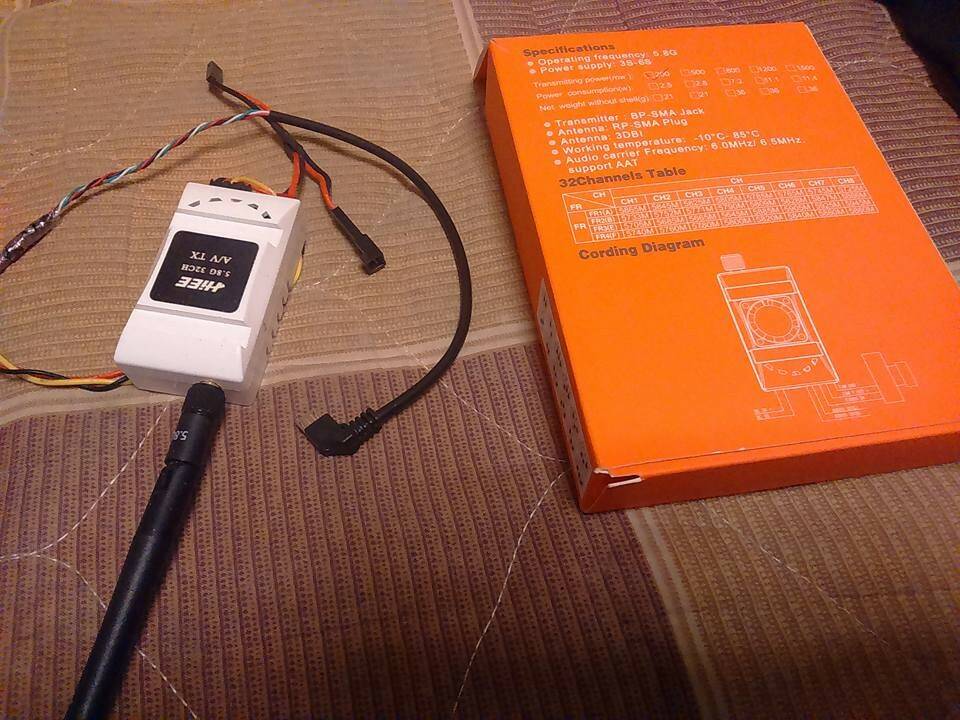 5.8G 32全頻攝相機發射器
