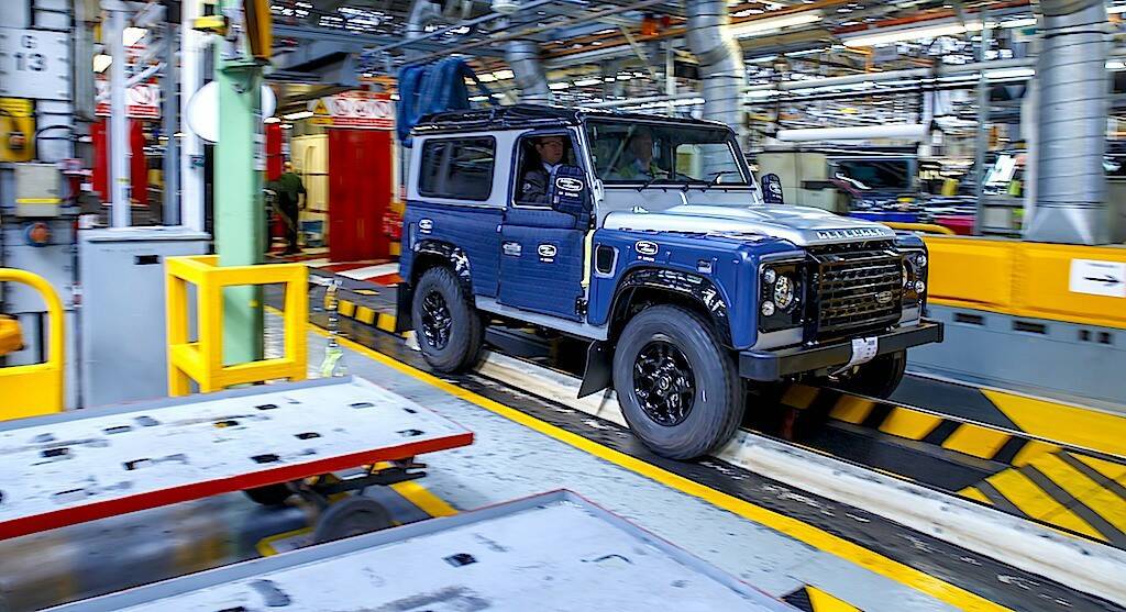2M_Defender_Thurs_659-1024x557.jpg