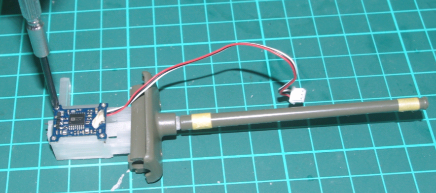 組裝砲縮舵機1.png
