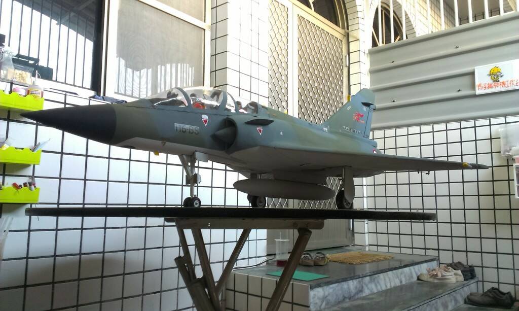 法國空軍幻象2000N型塗裝 (4).jpg