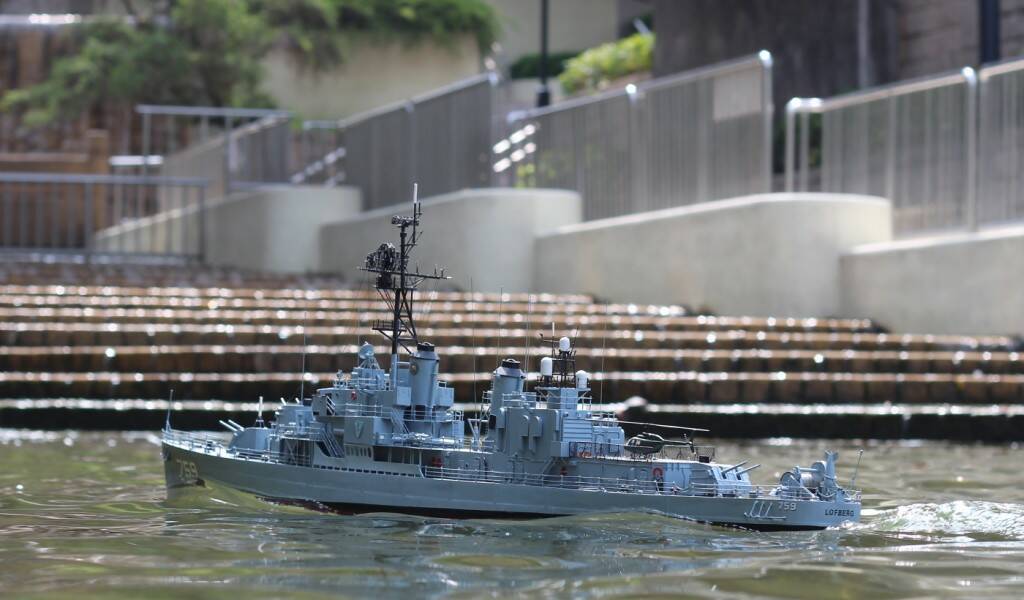 759-0525.jpg