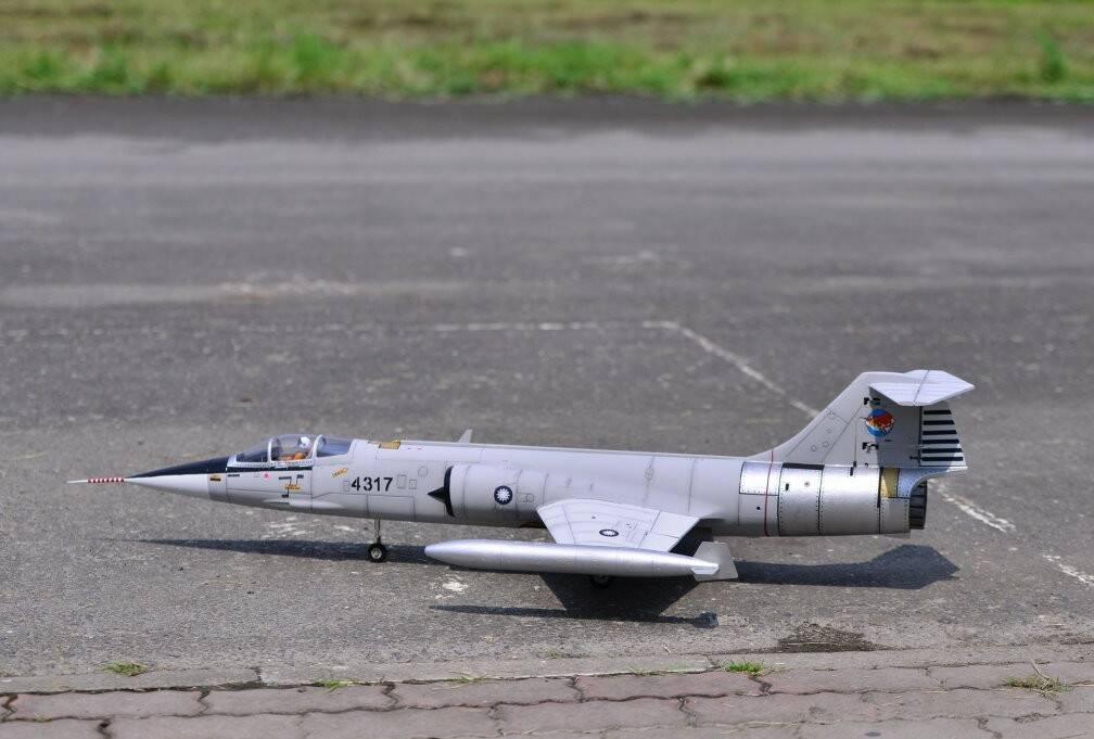 F-104-動態1.jpg