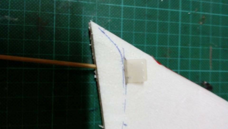 插入垂直跎身.