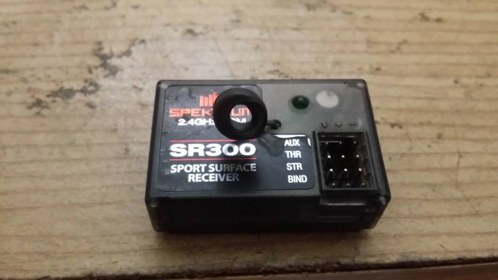 SR300.jpg