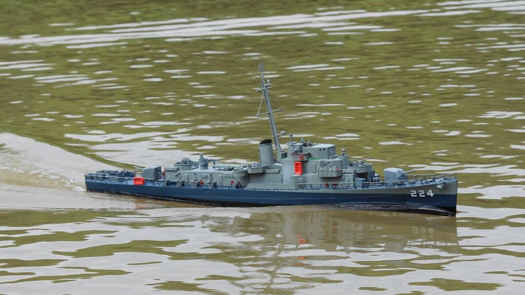 LHS 0155.jpg