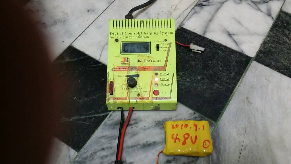 書輸入電源，直流12v或家用電110v