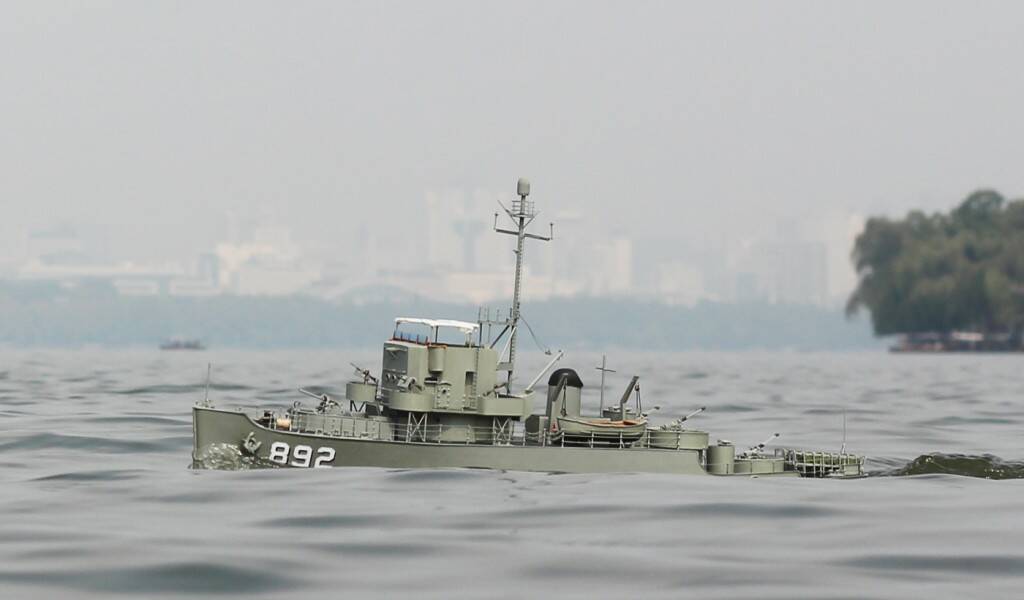 892-0311.jpg