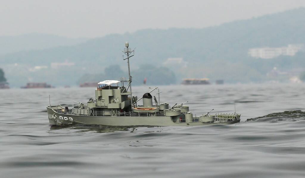 892-0316.jpg