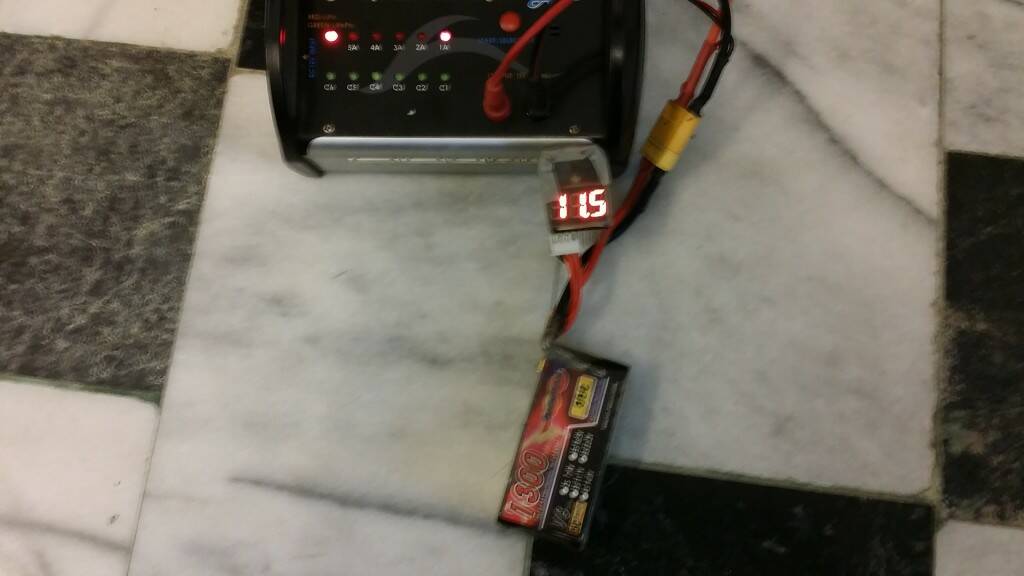充電前電壓11.5v
