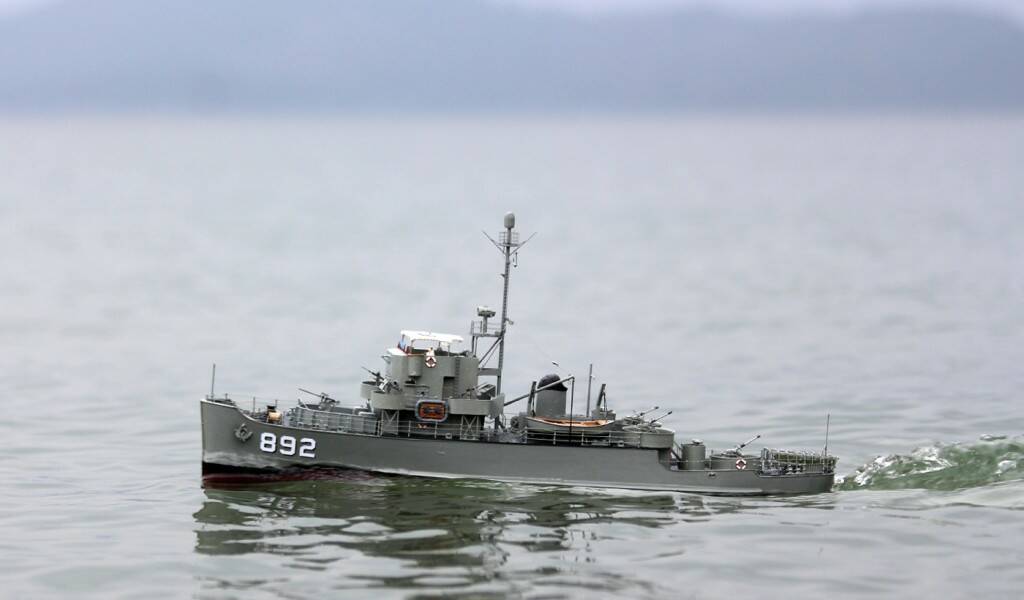 892-0604.jpg