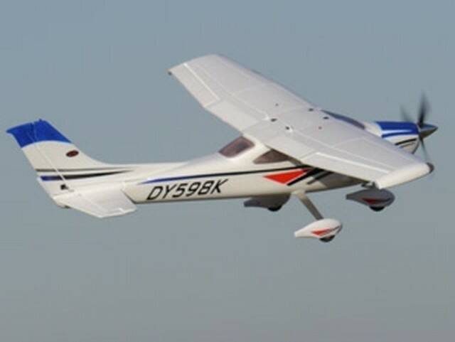 63011a-Dynam-DY8938-Cessna-182-Sky-trainer-PNP (640x481).jpg