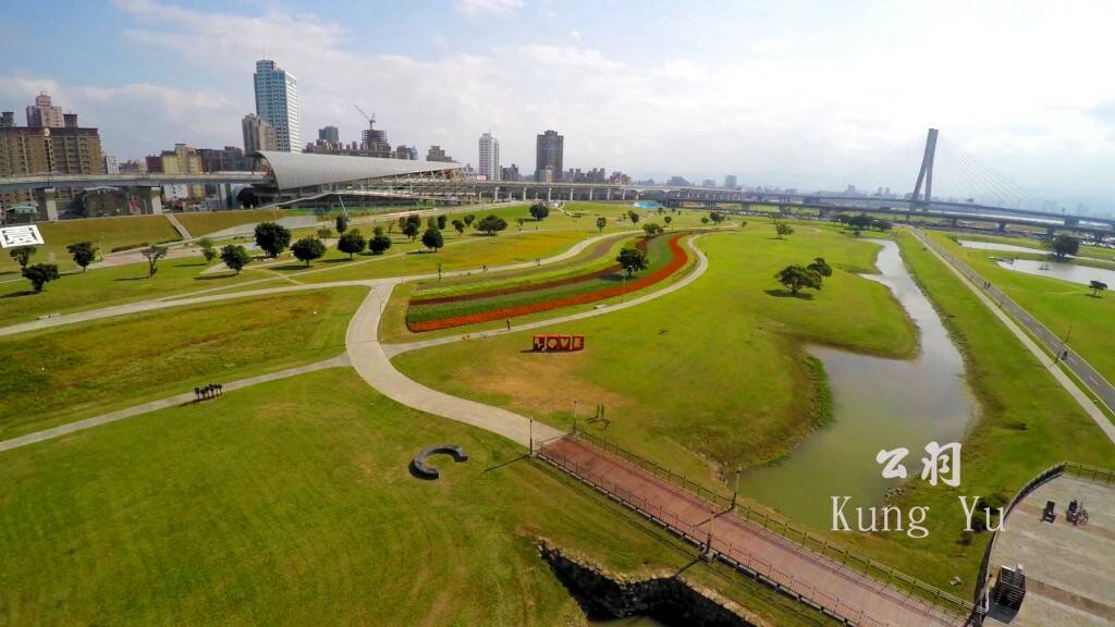 2015-11-28 幸福水漾公園 彩虹花海 超有幸福感的夢幻景點－公羽[12-02-13].JPG.jpg