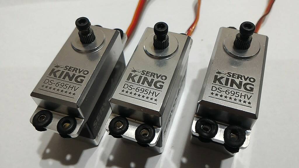 3.SEVROKING DS-695HV 伺服機*3顆 售$4800