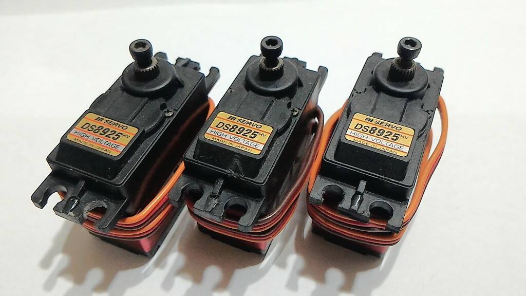 4.JR DS8925HV伺服機*3顆  售$5000
