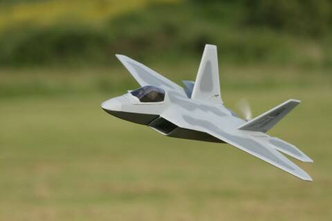 f-22-04.jpg