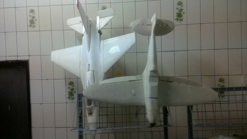 f16+噴火.jpg
