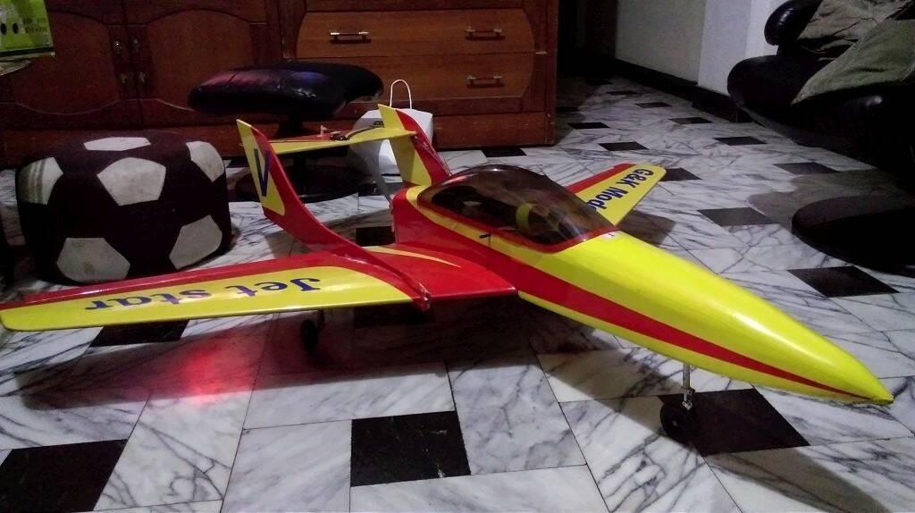 飛機側面.jpg