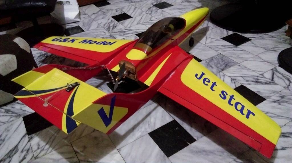 飛機後面.jpg