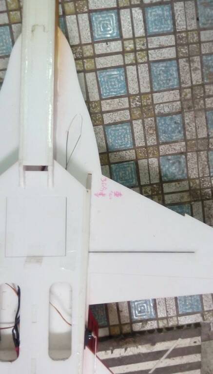 F-18重心