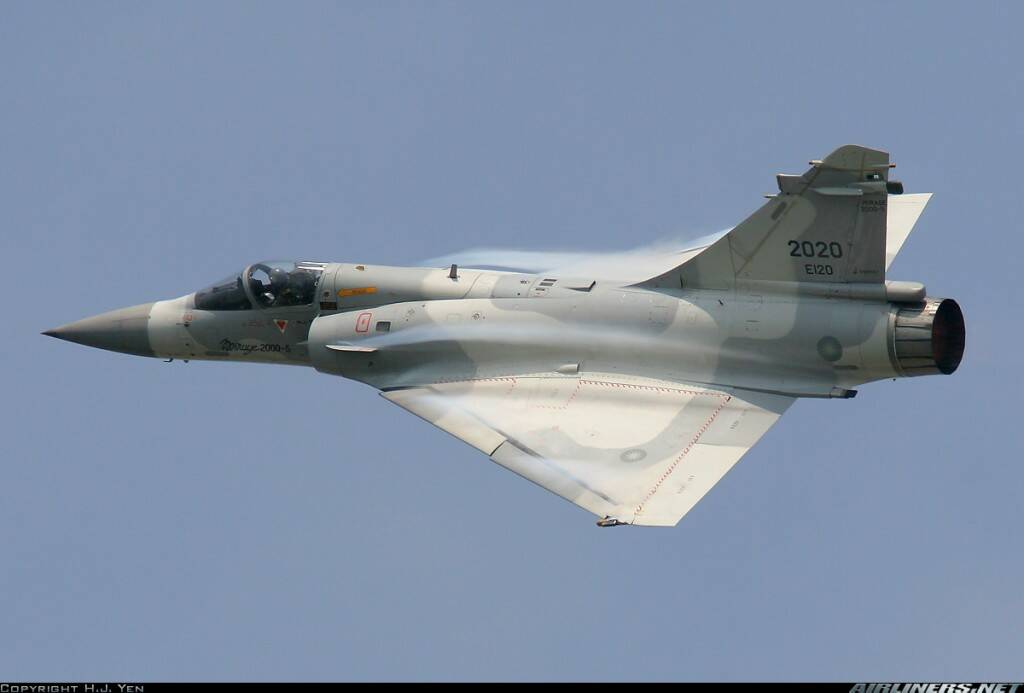 M-2000-3.jpg