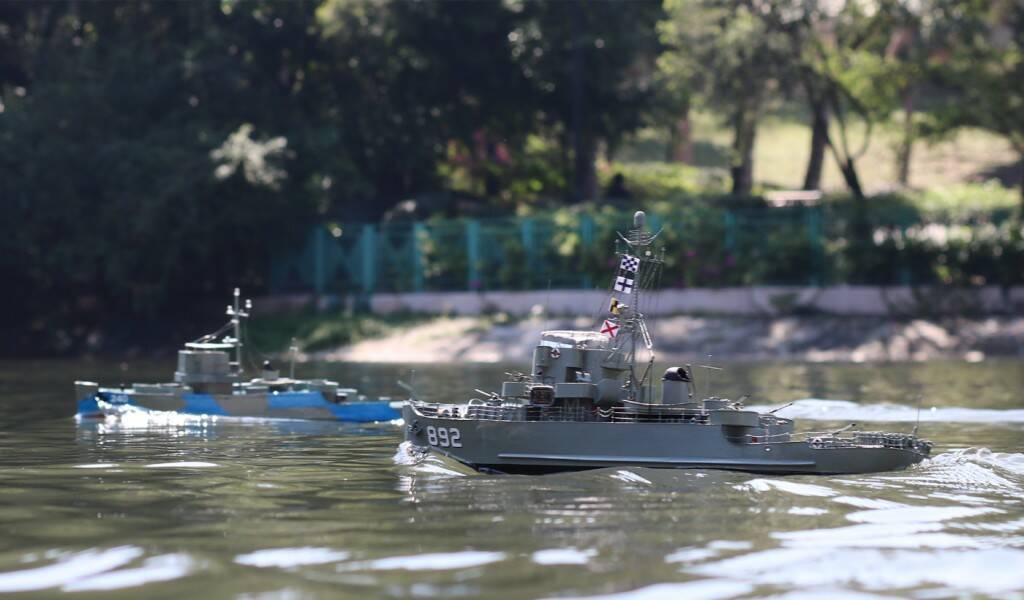 892-1044.jpg