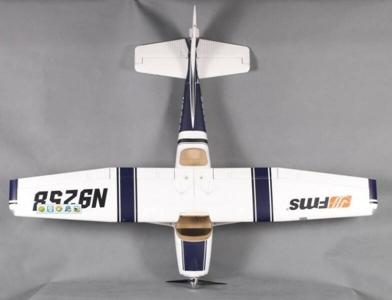CESSNA 182, 翼展 1.4M-3.jpg