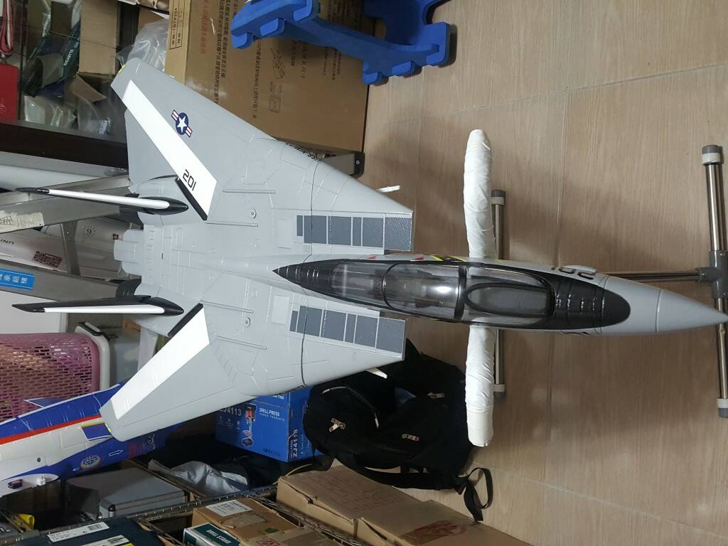 f141.jpg