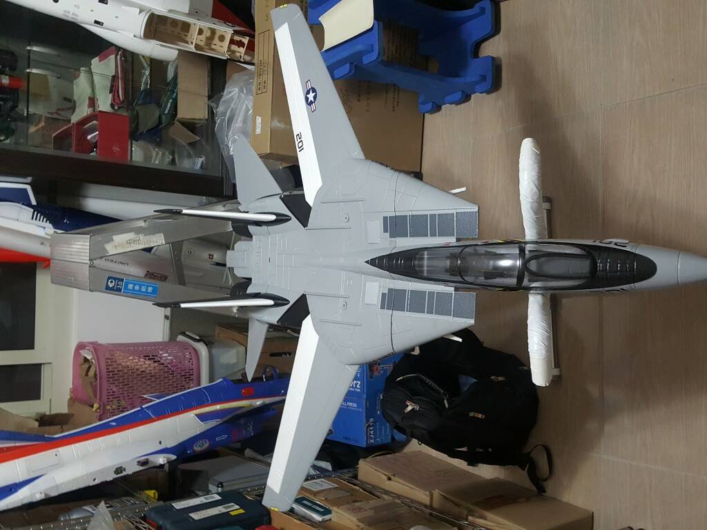 f142.jpg