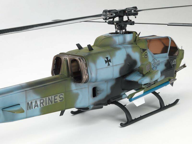 AH-1W-Desert-Storm-24G-SC-M1_b3.jpg