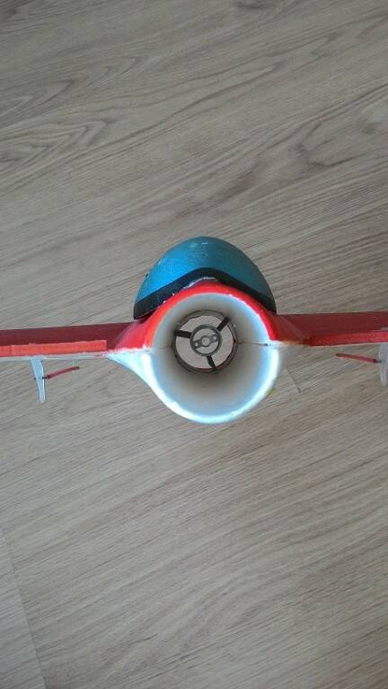 dc8.jpg