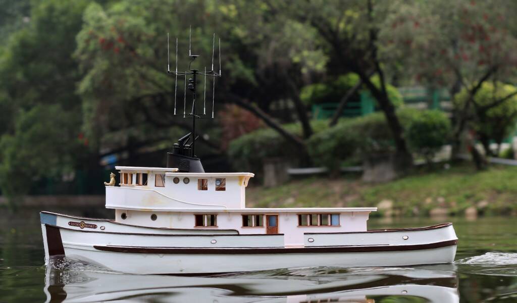LM05 0034.jpg