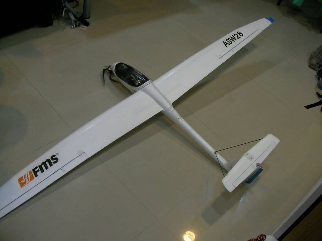 FMS 2300 Glider (3).JPG