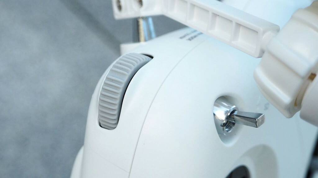 收dji phantom 2 vision plus 新版遙控器(帶滾輪).jpg