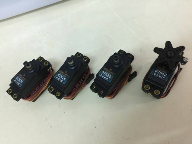 4.DEKO S7525*3+S7513*1=2500