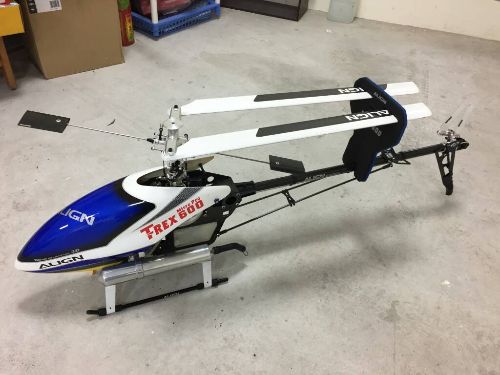 全機側面