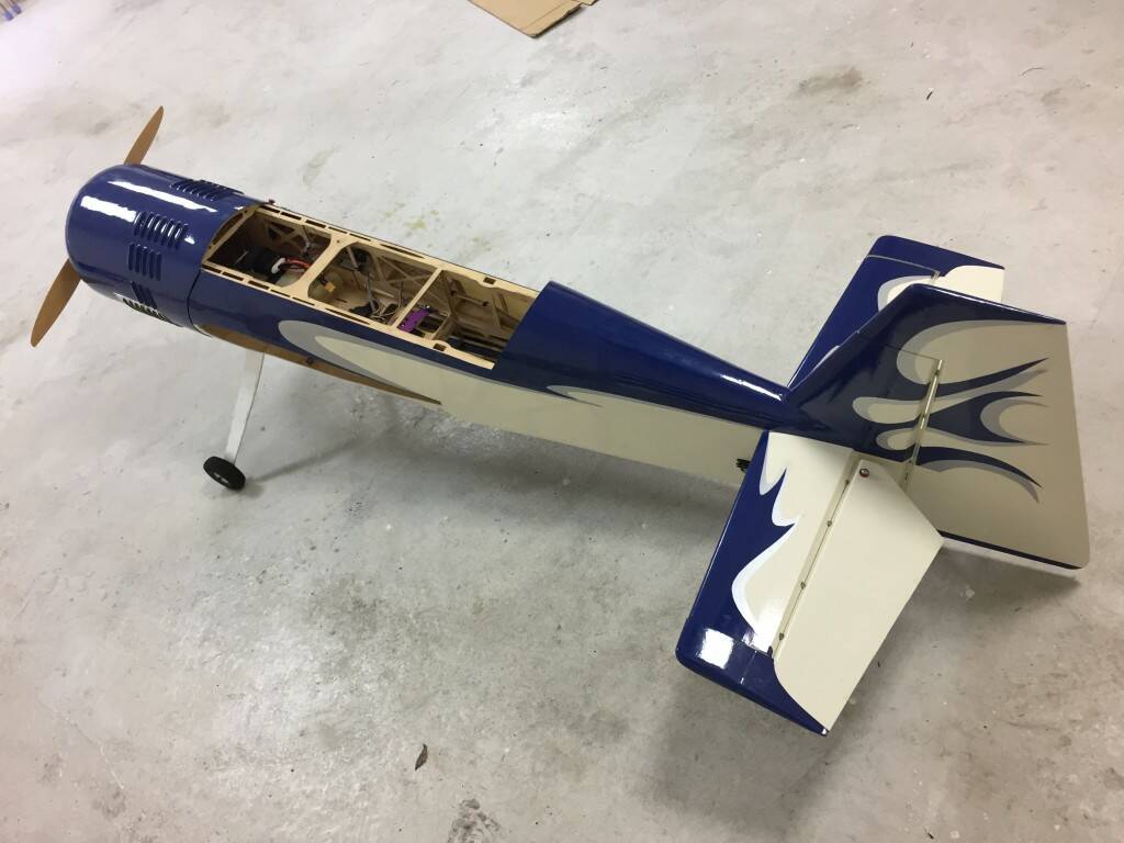 飛機本體