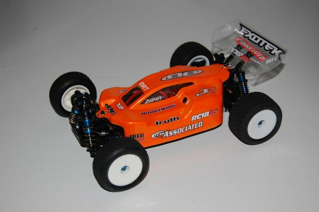 RC18B2-Orange.jpg