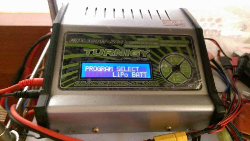 TURNIGY 380W_20A充電器.jpg