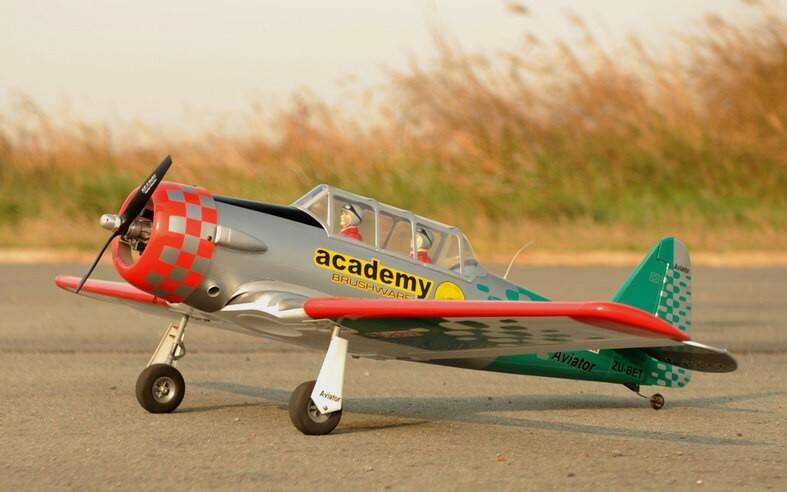 AT6_Texan_Castrol_02.jpg