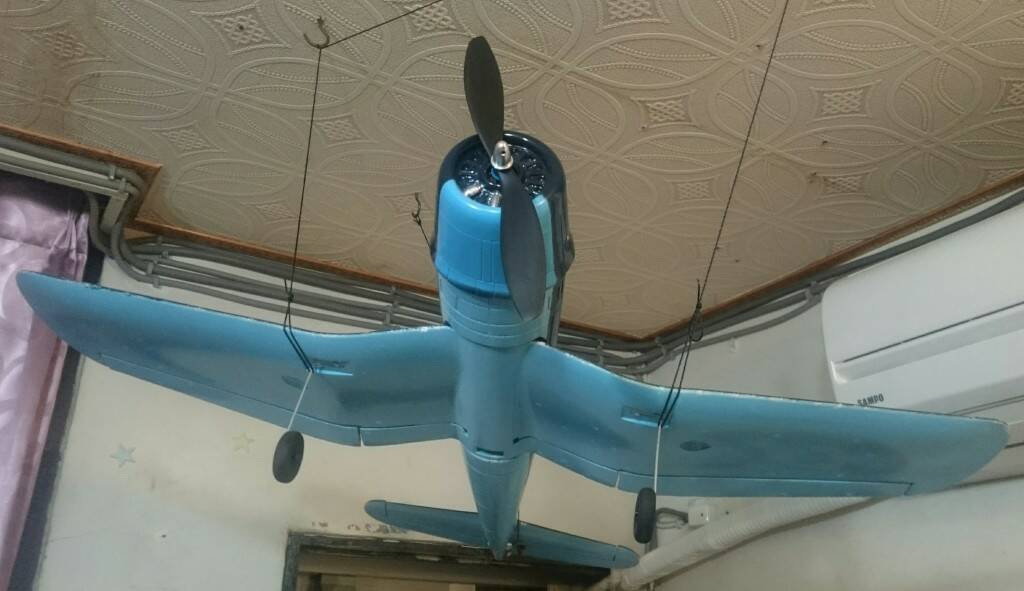 F4U.JPG