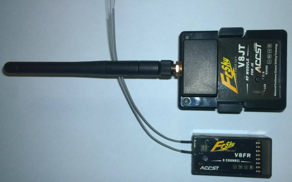Frsky2.4gJR.jpg
