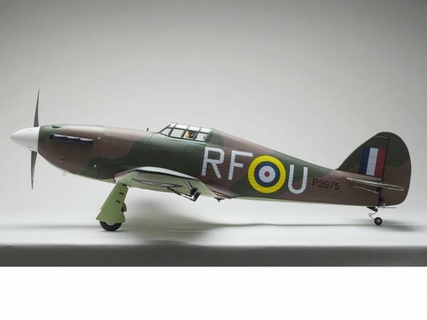 Kyosho-Warbird-Hawker-Hurricane-GP50-ARF-6.jpg