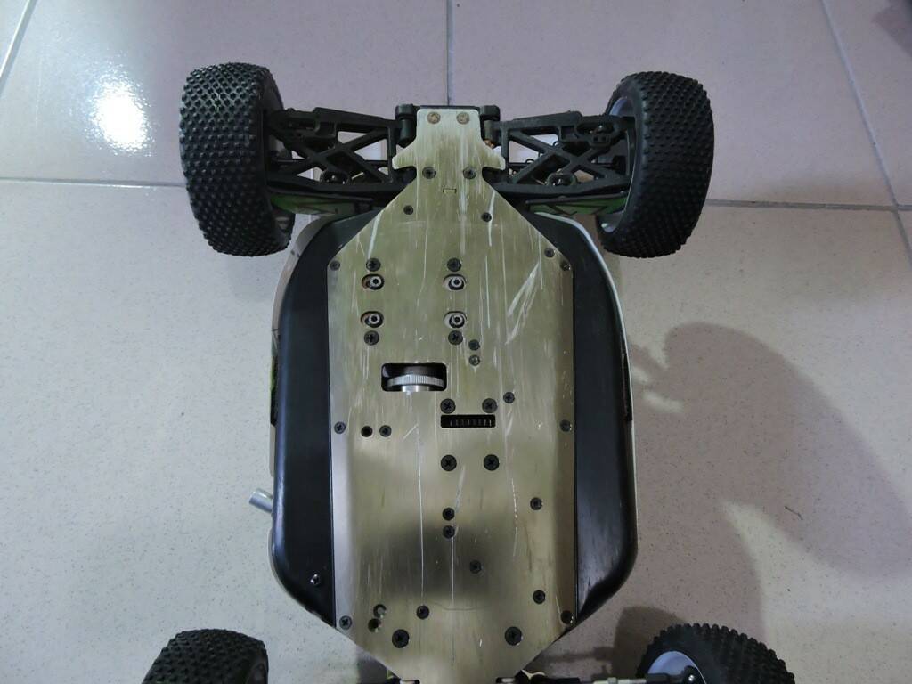 售 KYOSHO TKI3 -2.JPG
