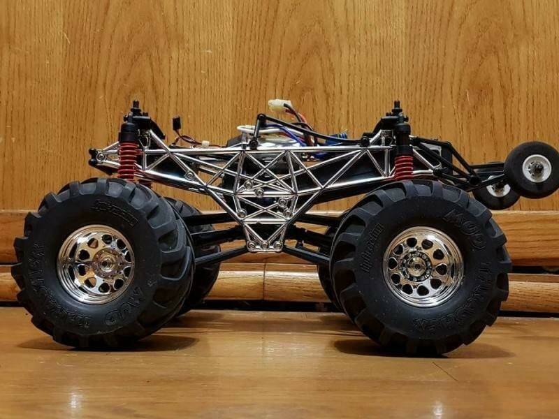 26166761_1990824084265557_1691731614966259887_n.jpg