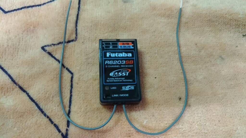 Futaba R6203SB