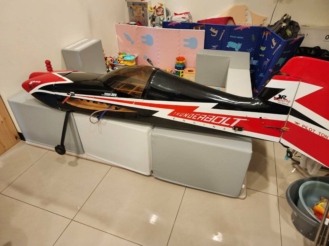 715218_0.jpg